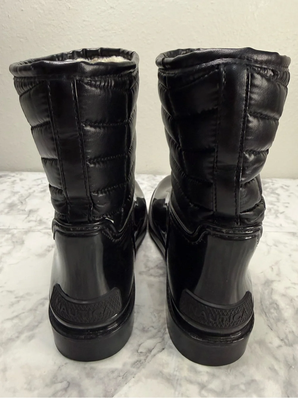 Nautica Black Quilted Glossy Rain Boots w Cream Faux Shearling Sz 8 waterproof